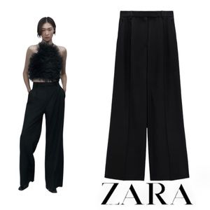 NEW WITH TAGS Zara black wide leg pleated trousers. Size small